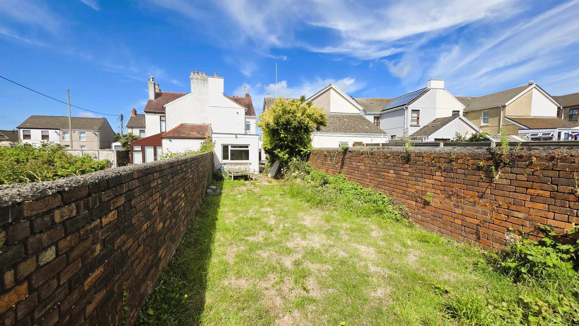 Elkington Road, Burry Port, SA16 0AD
